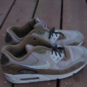 Men's Nike Air Max 90 Varsity Shoes Size 10.5